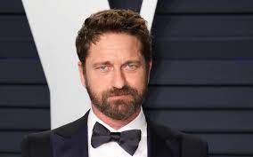 Mit vielen bildern, infos, trailern und insidertipps für jeden tv sender. Zu Alt Fur Gerard Butler Kommt James Bond Rolle Nicht Mehr Infrage