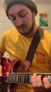 Darron Holts's Instagram, Twitter & Facebook