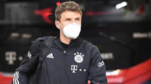 This song is prayer to god to protect us from the deadly corona virusdirected by robhin thomas. Fc Bayern Corona Erkrankung Wie Geht Es Weiter Mit Thomas Muller