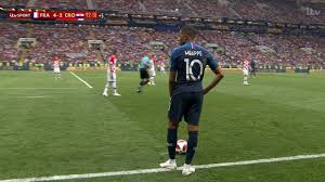 2 декабря 2015 года против кана (чемпионат франции) позиция: Kilian Mbappe Biografiya Poziciya Na Pole Pszh I Sbornoj Francii Trofei I Lichnye Nagrady