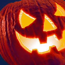 Home furnishings guru alexander julian and his wife scared up costumes at a seasonal party for family and friends. Apa Itu Halloween