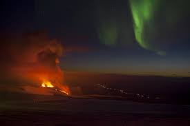 Nordiska ministerradets generalsekreterare halldor asgrimsson vid vulkanutbrottet pa glaciaren eyjafjallajokull pa island.jpg. Atna Vesuv Ist Vulkan Tourismus Wirklich Unbedenklich Kolnische Rundschau