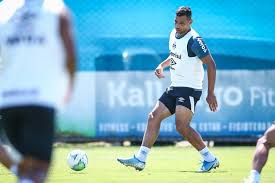 Este clássico reúne uma importante lista de confrontos ao longo do tempo, entre os quais, encontros em fases decisivas no campeonato brasileiro, copa do brasil e libertadores da américa. 1n9khekb5xg4 M