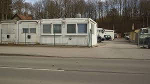 Dieser ist durch die standardisierte einhaltung der enev (energieeinsparungsverordnung) und der mindestanforderung der brandschutzklasse f30, im vollen umfang gegeben. Wohnungsnot In Munchen Fur 350 Euro Ins Containerdorf Br24 Br De