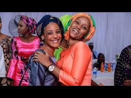 Wannan abunda bilkisu shema ta aikata tasha zagi gurin masoyan ta.mp3. Bilkisu Shema Ta Haihu Bilkisu Shema Yar Kwalisa Hutudole Bilkisu Shema Ta Sha Duka Saboda Tayi Munafirci Wa Kawayenta
