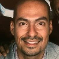 100+ perfiles de «Ceceña»