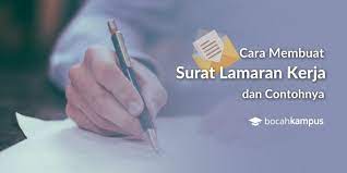 Format penulisan surat lamaran kerja, beberapa tips dan contoh surat lamaran kerja secara dalam pembuatan surat lamaran kerja di pt anda harus menulis posisi yang sesuai dengan yang daftar riwayat hidup atau curriculum vitae (cv) merupakan salah satu berkas yang penting untuk. 50 Contoh Surat Lamaran Kerja Yang Baik Dan Benar File Doc