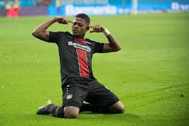 Leon patrick bailey is a jamaican professional footballer who plays as a winger for bundesliga club bayer leverkusen and the jamaican nation. Bayer 04 Leverkusen Leon Bailey Entscheidet Sich Fur Jamaika