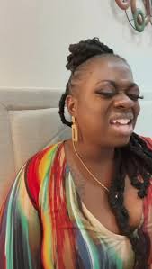 Barbara Alexandre-Bu (@barbara__b)