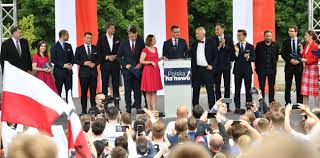 Program o nazwie „piątka konfederacji składa się z połączonych postulatów środowisk „konfederacja pokazała swoją dojrzałość programową i bogactwo kandydatów na swoich listach. Polska Na Nowo Program Konfederacji Radiomaryja Pl