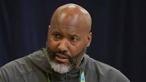 Pat Knight's Marian squad tops Indiana Tech