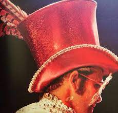 Elton John In A Top Hat From The 70s Elton John Costume Elton John Elton John Rocketman