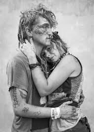 Photographer Michael Joseph Takes Portraits Of Homeless Kids Who Hitchhike On Trains In America Sauce Portrait Black And White Portraits Portrait Photography