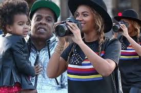 Blue ivy carter was born on january 7, 2012 (age 5 years), lenox hill, new york. Beyonce Looks Absolutely Flawless As She Goes Sight Seeing With Hubby Jay Z And Baby Blue Mirror Online