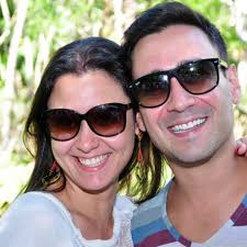 Fazia uns dois anos que eu não cometia um ato falho. Mas outro dia eu tava  indo pra Ribeirão Preto dar uma palestra e passamos pela rua Fausto Ferraz.  A rua onde