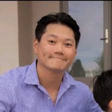 Ron Ozer's Instagram, Twitter & Facebook