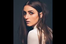 Banks (singer)