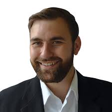 Joe Lutz, Realtor жаңы сүрөт кошту.