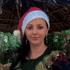 Niech magiczna moc Wigilijnego wieczoru Przyniesie spokój i radość  Najpiękniejszych Świąt 🌲🌴☀️🎁🎀🎄 Życzy cały nasz zespół