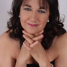 Carys Edwards (carysanneedward)