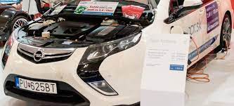 Cel putin asta a depistat editia tiparita a publicatiei franceze l'argus jurnalistii britanici au intocmit un top al celor mai economice masini care vor fi disponibile pe piata engleza in 2015. Cea Mai Economica Masina Din Europa Este Opel Ampera Pe Gpl Consuma Doar 1 7 Litri In Oras Autolatest