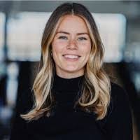 Kate Sanner's Instagram, Twitter & Facebook