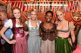 Promi big brother late night live (2014). Besonders Feierfreudig Claudia Effenberg Auf Dem Munchner Oktoberfest Stuttgarter Zeitung