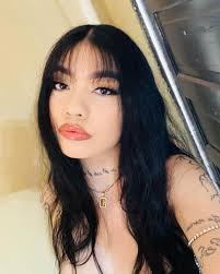 Edith Guerra's Instagram, Twitter & Facebook