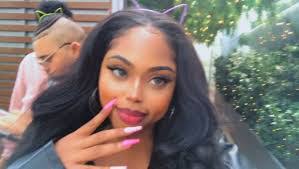 Angelique Nelson's Instagram, Twitter & Facebook