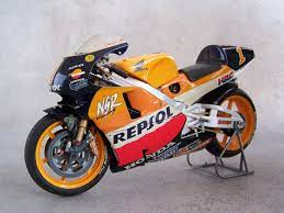 tamiya 1 12 scale honda nsr500 mick doohan 1999 車