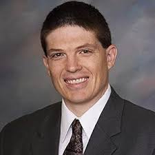 Tying the Knot: A Premarital Guide to a Strong and Lasting Marriage: Rob  Green: 9781942572596: Amazon.com: Books