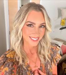 Stacey Stauffer's Instagram, Twitter & Facebook