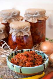 Se ciuperci la borcan jamila borcanul gol de mm, nu se umple complet. Zacusca De Ciuperci Cum Se Face Zacusca Gustoasa Simonacallas