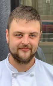 Follow the Wandering Wizard