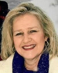 Cindy Wadsworth's Instagram, Twitter & Facebook