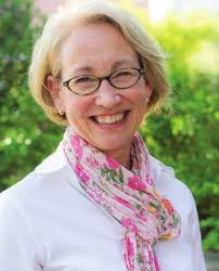 Suzanne Scholl's Instagram, Twitter & Facebook