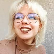 Kathleen Mcculloch's Instagram, Twitter & Facebook