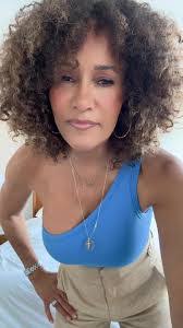 Heather Vargas's Instagram, Twitter & Facebook