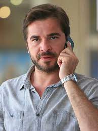 Engin altan düzyatan 26 temmuz 1979 tarihinde i̇zmir'de doğmuş tiyator, sinema ve dizi oyuncusudur. Engin Altan Duzyatan Biografie Filmstarts De