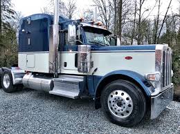 Semi Truck Wraps Vehicle For