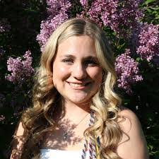 Olivia Krause's Instagram, Twitter & Facebook