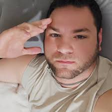 Can anyone support me where I can find this light? DECK LAMP 🤔