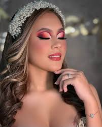 Cinthia Makeup Academy‎