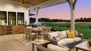 8 Outdoor Kitchen Lighting Ideas