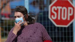 Στα καλύτερά τους είναι ο τραγουδιστής μύρωνας στρατής και η αγαπημένη του, κατερίνα ζαπάρδα. O Myrwnas Straths Egine Gia Prwth Fora Mpampas Thecaller