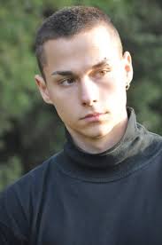 Leonardo Munoz's Instagram, Twitter & Facebook