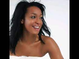 Born in canada to jamaican parents, lisa shaw was raised in scarborough, ontario the youngest of six kids. Lisa Shaw Feel Youtube