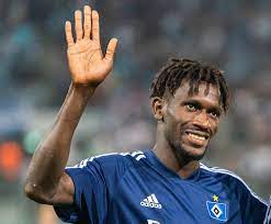 Последние твиты от antonio rüdiger (@toniruediger). Https Www Faz Net Aktuell Sport Fussball Bundesliga Uli Hoeness Und Die Bayern Transfers In Diesem Sommer 16251683 Html 2020 02 17t19 00 58z Hourly 0 8 Https Media1 Faz Net Ppmedia Aktuell Sport 1960252952 1 6251693 Default Wir Haben Gerade