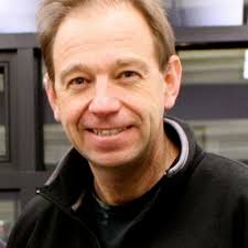 Finite Elements and Fast Iterative Solvers: With Applications In  Incompressible Fluid Dynamics (Numerical Mathematics And Scientific  Computation): Amazon.co.uk: Elman, Howard, Silvester, David, Wathen, Andy:  9780199678808: Books