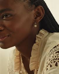 Shop jewellery with gemstones & crystals